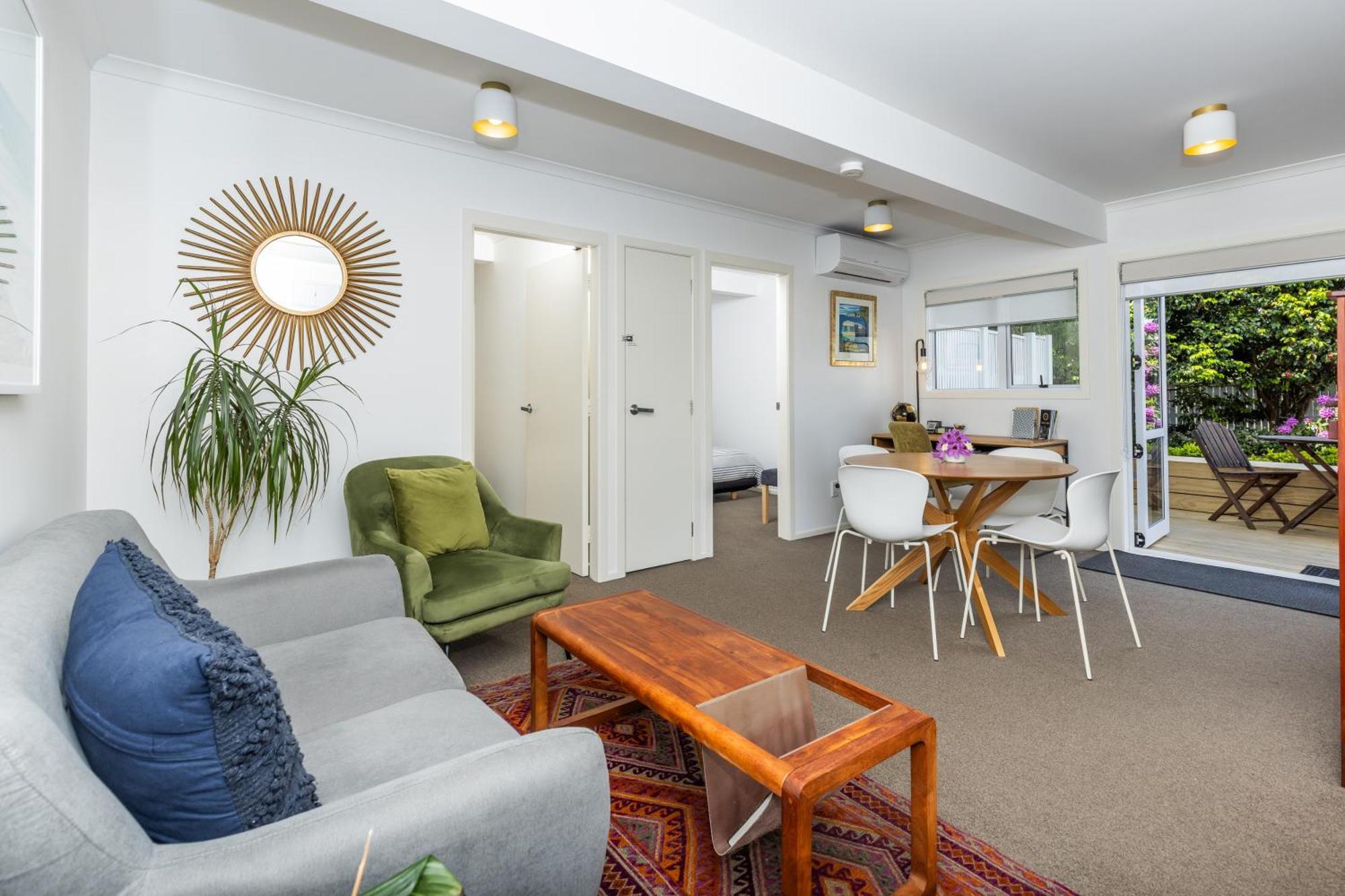 2 Bedroom Home Away From Home Near Cbd & Private Parking 해밀턴 외부 사진
