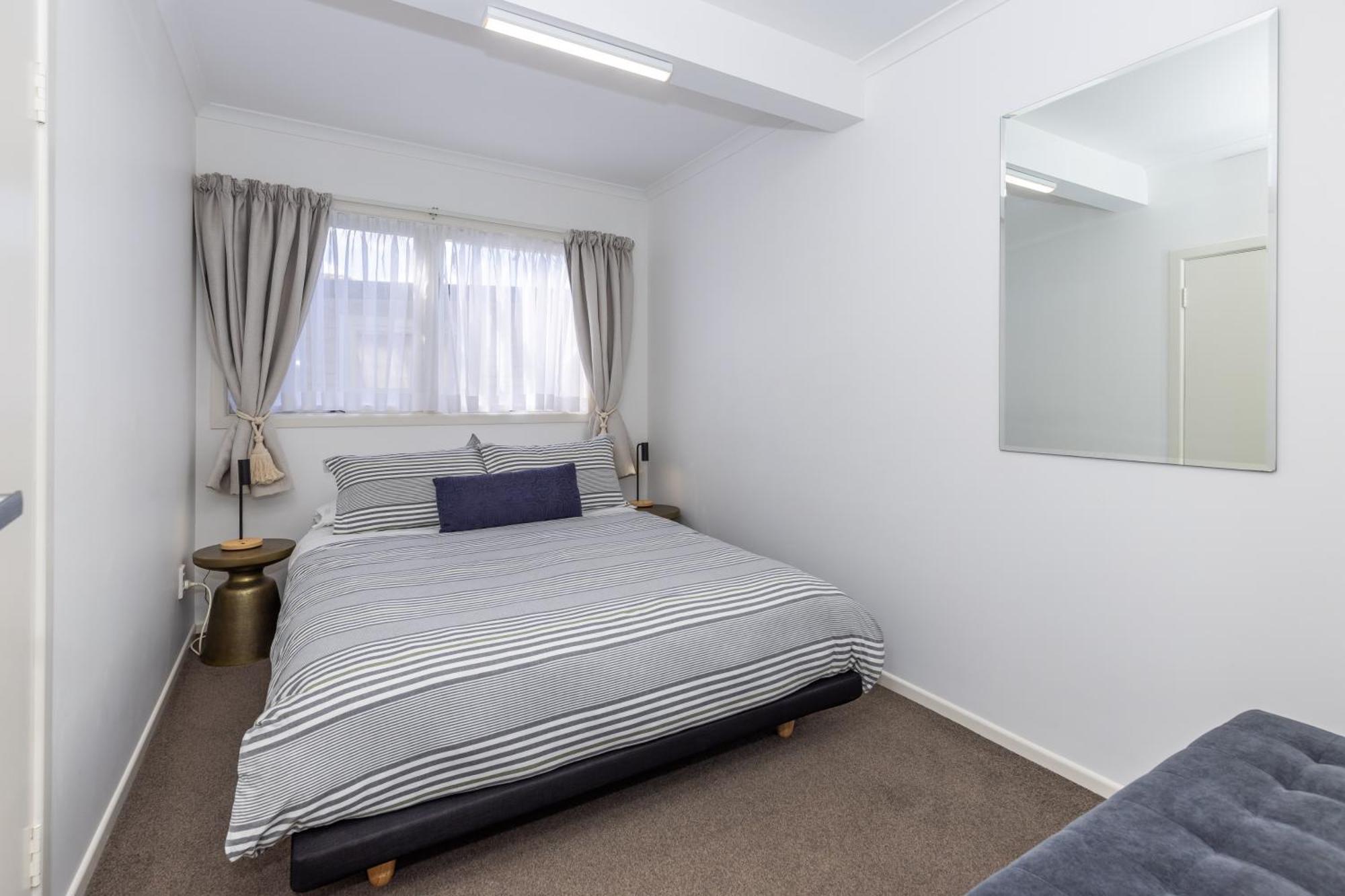 2 Bedroom Home Away From Home Near Cbd & Private Parking 해밀턴 외부 사진